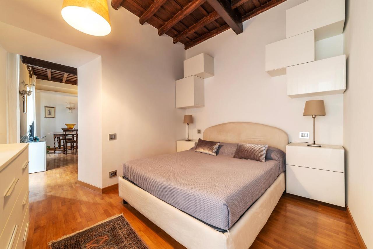 רומא Piazza Di Spagna Classy Apartment מראה חיצוני תמונה