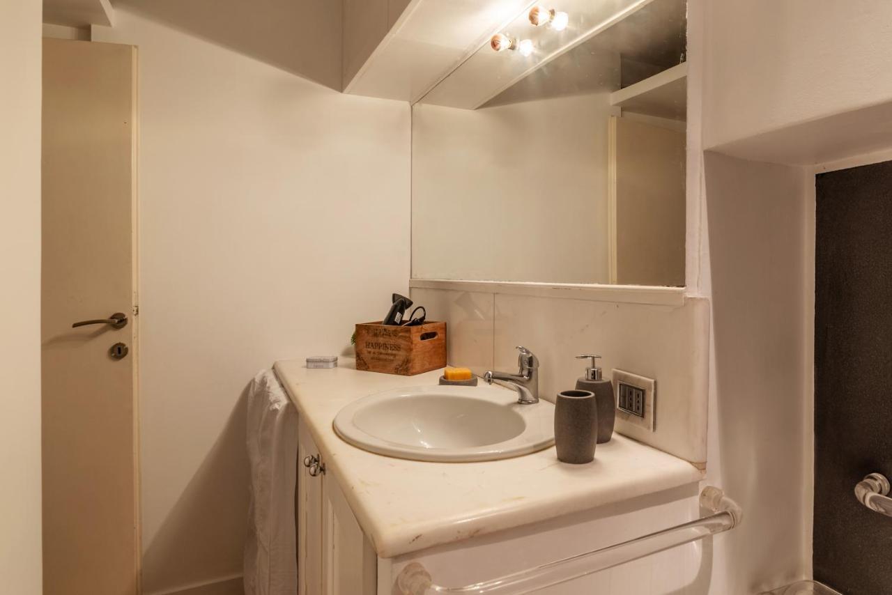 רומא Piazza Di Spagna Classy Apartment מראה חיצוני תמונה
